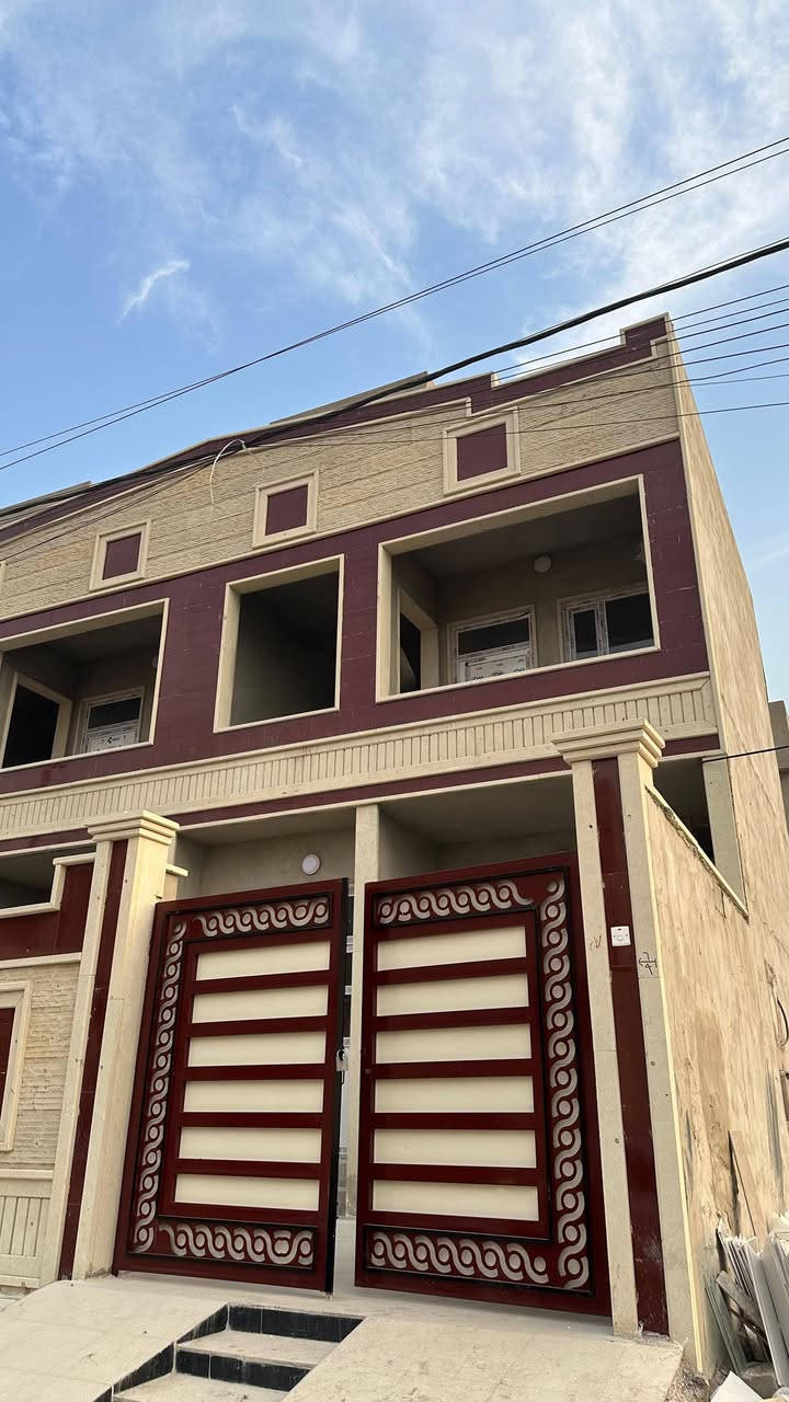 🔴بيوت تؤم للبيع بسعر مناسب جداً  90 مليون وبي مجال 
دار بموقع مميز بجمعية غرفة تجارة
المساحة :- 120متر 
الواجهة :- 6متر 
خدمات كاملة { ماء /كهرباء }
طابقين يحتوي على 5 غرف نوم
اكثر تفاصيل اتصل على الرقم أو التواصل عبر الخاص
***********
***********
#مكتب_شيال_العلم
🔔✨ تابعونا على الصفحة واضغطوا متابعة + علّقوا بكلمة (تم) ✅ حتى توصلكم كل منشوراتنا أول بأول 🏡📢
