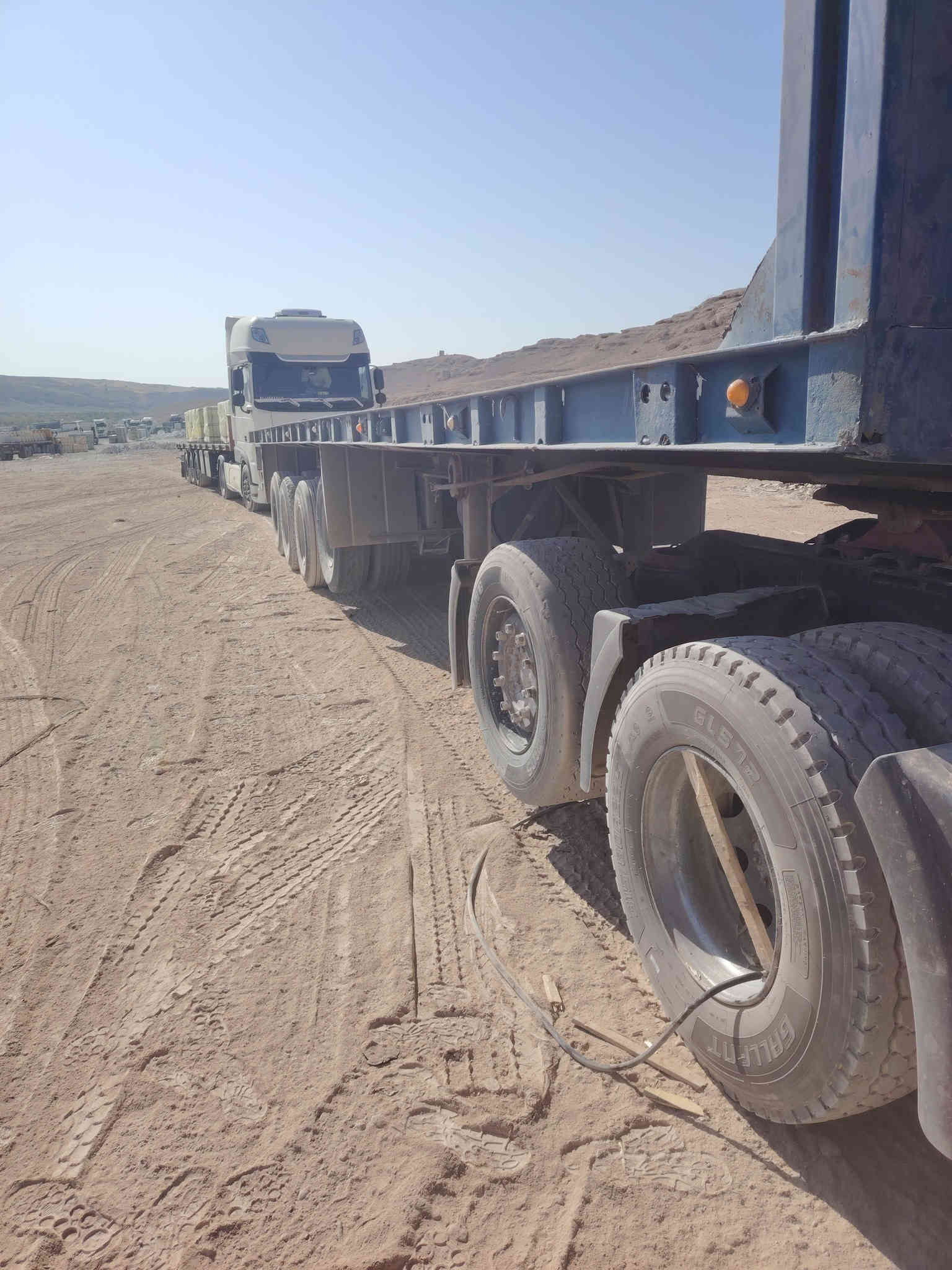 سلام عليكم  عربانه للبيع اسكندريه شريط عادل المعيدي بيم جبر  اربع دناكير صيني 14 طول 13 / 40  سعر 110 / ***********
