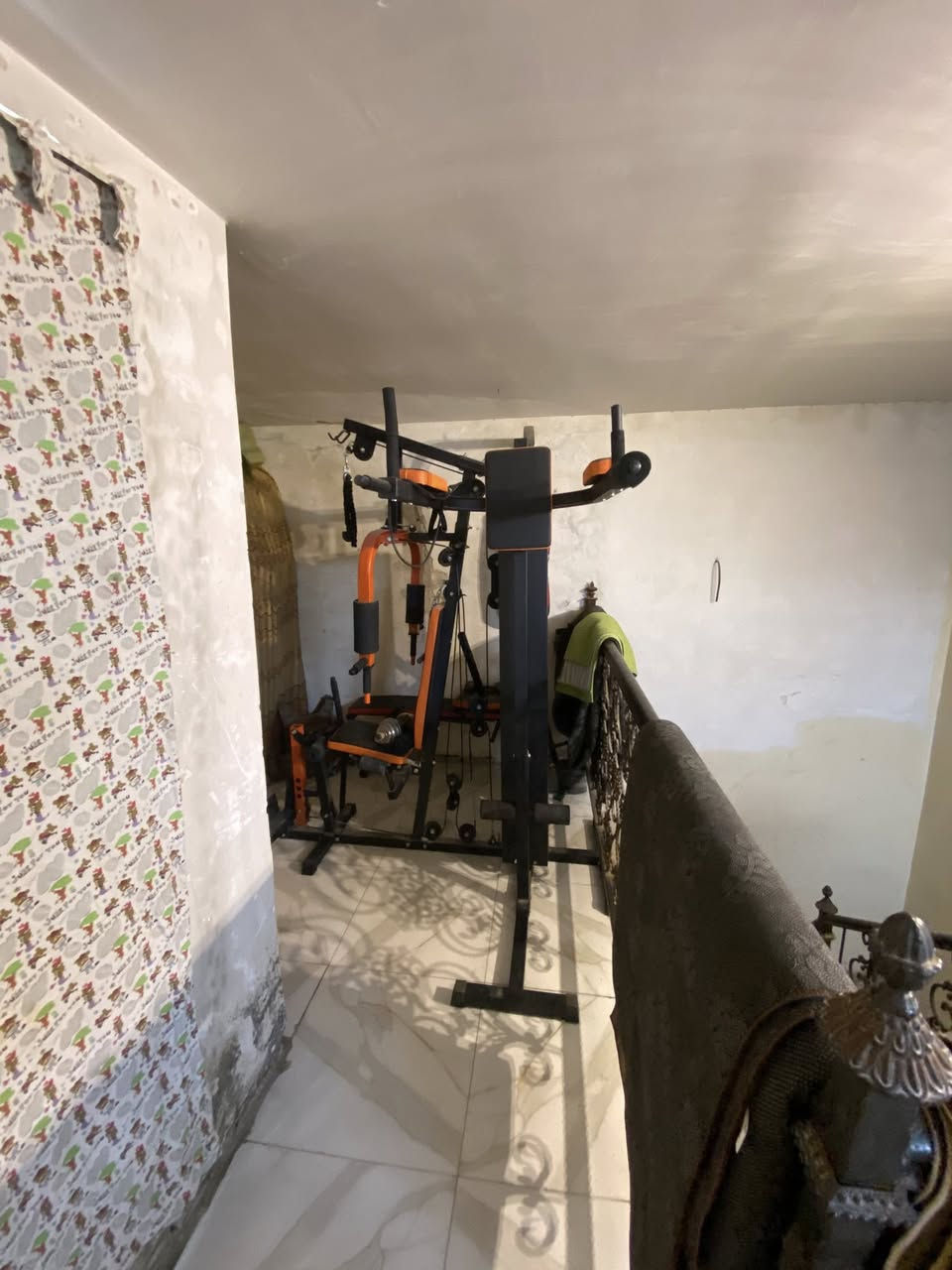 عيني جهاز كامل سعره ١٧٠ مكان بلديات سوق الميت  ***********
