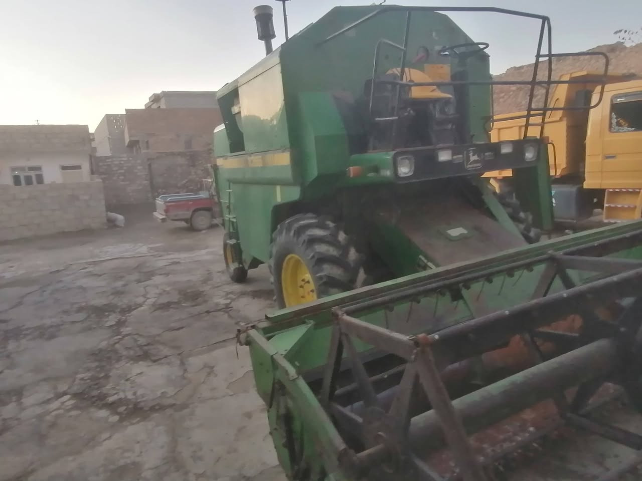 للبيع
***********
