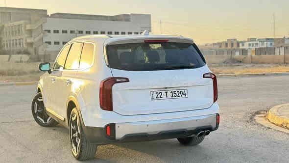 السلام عليكم 
للبيع
كيا تيلورايد 
الموديل 2024 
داخل بيجي واسود 
كشنات vip
ماشية 8000 ميل 
تشغيل عن بعد 
فتحة سقف 
رقم اربيل دولي بأسمي 
الضرر جانبي مرفق في المنشور 
السعر 32 الف دولار 
للأستفسار اكثر الاتصال 
***********
