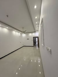 بيت 140م للبيع الواجهة 7.5 طابقين (5) غرف نوم  (4) حمام استقبال مطبخ ح...