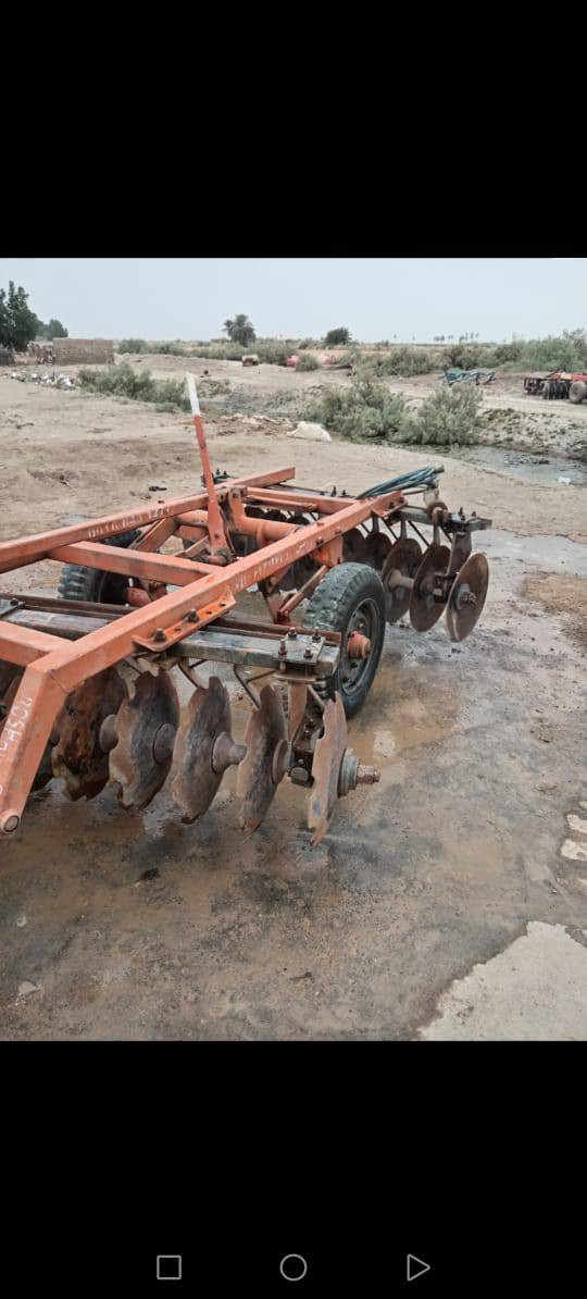 دكس حجم كبير مشتغل موسم نضيف بلادي سعر مناسب للتواصل ***********
