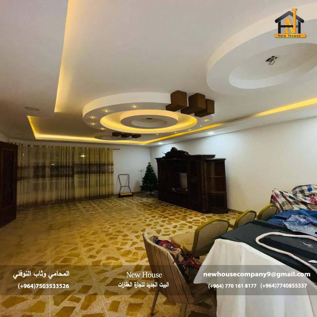 🟠دار للبيع 
▪️المنطقة / موصل _ مزارع الحدباء.
▪️صنف العقار / بستان ملك صرف.
▪️المساحة /  337م² ،واجهة 13م ،العمق  27م .
▪️ الاتجاه / غروب.
▪️وصف العقار / طابق وغرفة
الطابق الاول:- غرفتين نوم, استقبال , هول , مطبخ حار + بارد , صحيات.
الطابق الثاني :- غرفة نوم مع سويت , مخزن خارجي

***********📞
                ***********📞
***********📞
                ***********📞
