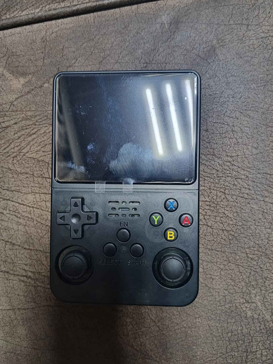 R36s  جهاز ريترو بيه العاب قديمه تقريبا بال40 الف لعبه لحد البلي ون مكان بغداد سعره 50 الف بغداد, العراق


**إذا كنت صاحب هذا الإعلان وتريد حذفه لأي سبب، رجاءا أرسل رسالة إلى الدعم الفني**