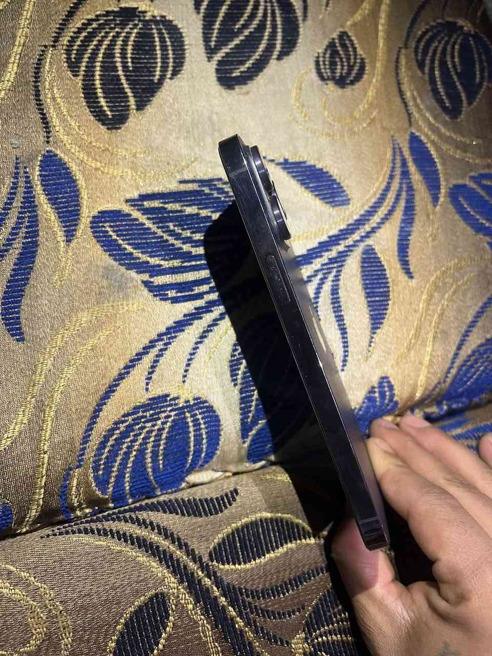 ايفوان 14برو ماكس نضيف فول اي غرض ما ابدل بي شرط أنطيك هوه الذاكره 128//البطاريه 82//الجهاز كلش نضيف سعر الجهاز 850//بي مجال شويه التوصل عل رقم ***********//والخاص موجود
