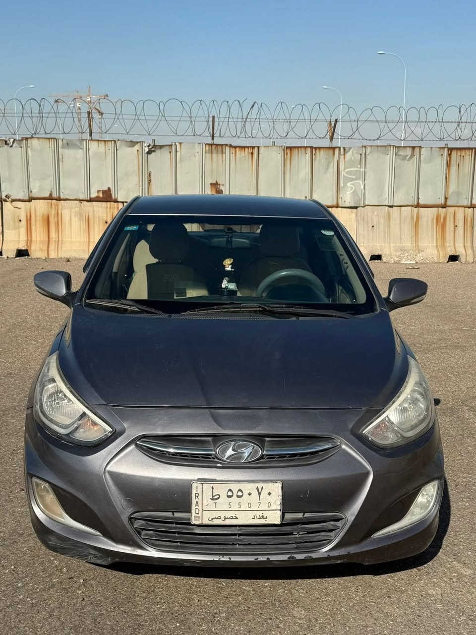 اكسنت خليجية ٢٠١٦

المحرك والكير مكفولات 

التبريد جيد جدا 

الصدر جديد 

تخم تاير جديد 

الباتري جديد 

اشاير بالمري 
شاشة ايباد 
كاميرا دوارة

السيارة نظيفة مال بيت بيهه رصعات بسيطة ومصبوغة الدعامية وبارد بالجاملغ الأيمن الأمامي ورصعات بسيطة بالقمارة فقط السعر ٨٠ وبي مجال 

ماشية ١٢٠

مكان السيارة بصرة تنومة

الاتصال على الرقم ***********
