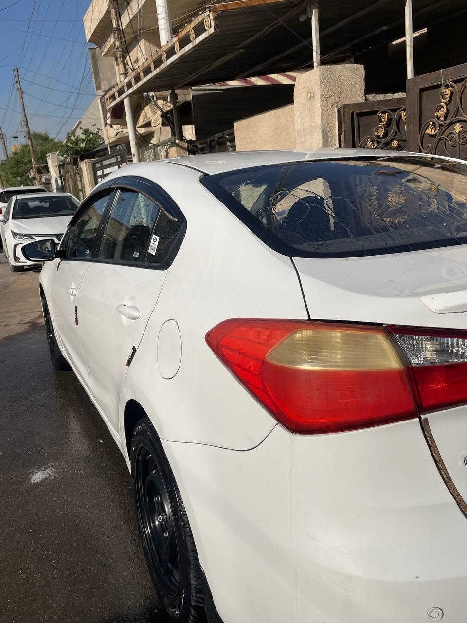 كيا سيراتو موديل ٢٠١٦بيها ٣ قطع السياره جاهزه صدر أمامي خلفي كامل منظومه ماء جديده منظومه بانزين جديده  باتري جديد قبل اسبوع السياره جاهزه من الاخير السعر ١١٥ وبيها مجال اتصال ***********  او واتس اب ***********
