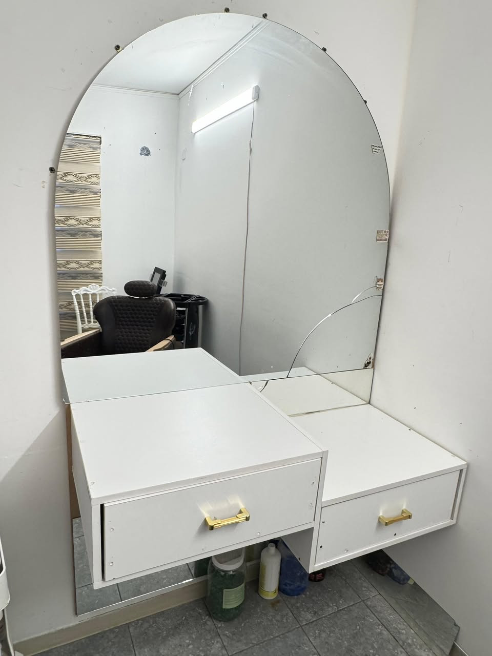 غراض للبيع


**إذا كنت صاحب هذا الإعلان وتريد حذفه لأي سبب، رجاءا أرسل رسالة إلى الدعم الفني**