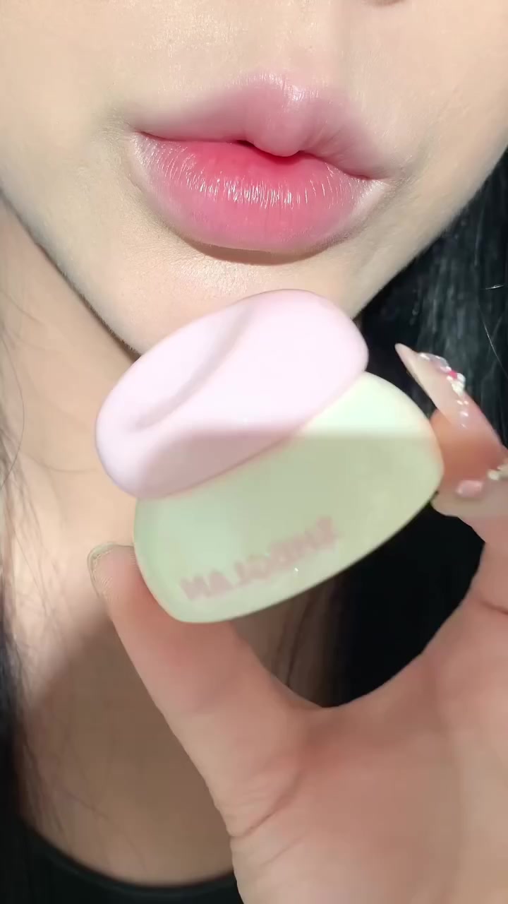 ✨ لب تنت شيكلام ✨
لون طبيعي ثبات طوال اليوم مع لمسة ناعمة وفخامة تبرز جمالك بثقة لا تُقاوم! يجي باربع الوان فخمه❤️‍🔥
احصلي عليه الآن بسعر 3000 فقط! 💄💕

#شيكلام #لب_تنت #جمال_طبيعي #مكياج_يدوم


**إذا كنت صاحب هذا الإعلان وتريد حذفه لأي سبب، رجاءا أرسل رسالة إلى الدعم الفني**