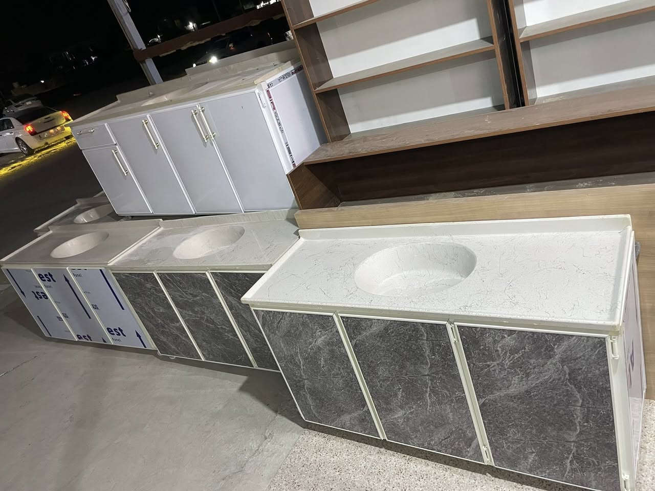 على بركة الله تم وصول حاويه اثاث منزليه جديد كاونترات وديوان أسعار بلاش جوه السوك #عنوانه شارع الناحيه بابل الشوملي *********** واتساب
