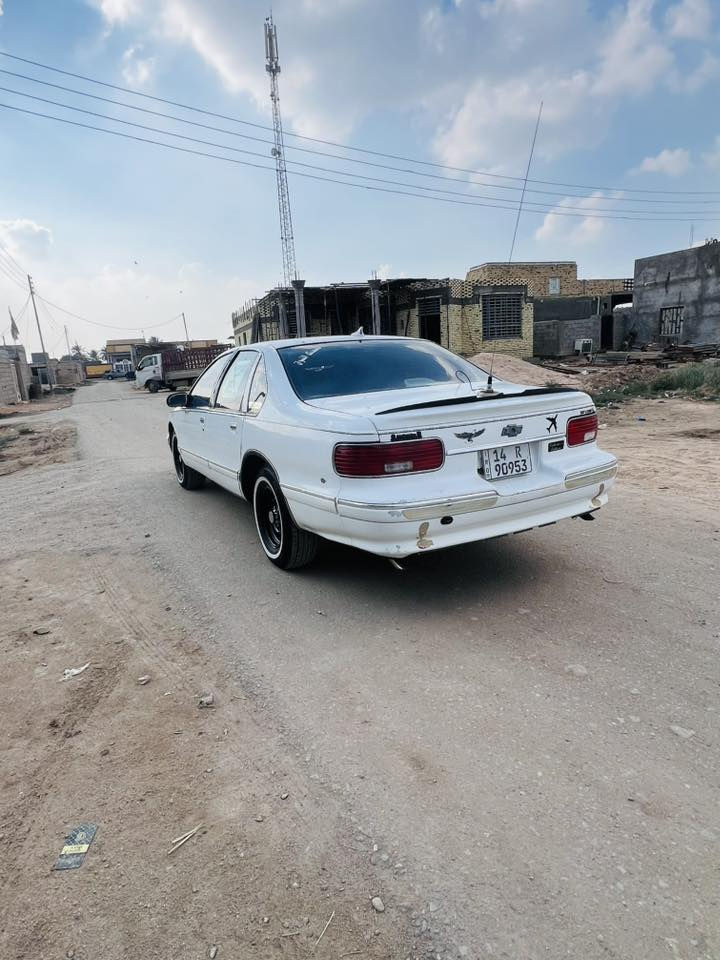 سلام عليكم للبيع دولفين موديل 95 مكينه 8️⃣  مجول تخم تاير  سياره خير من الله العنوان البصره الدير ***********
