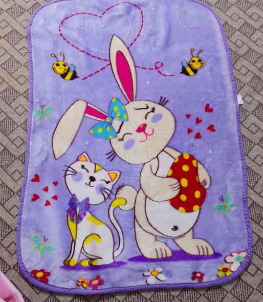 اغرض منزليه للبيع مع ثلاجه سعر العربانه طفل 25  / الف   حملات طفل 9   / الف   جودليه جديده 20 /  الف  نزله 3  / الف   ثلاجه سعر150 / الف لاستفسار ***********
