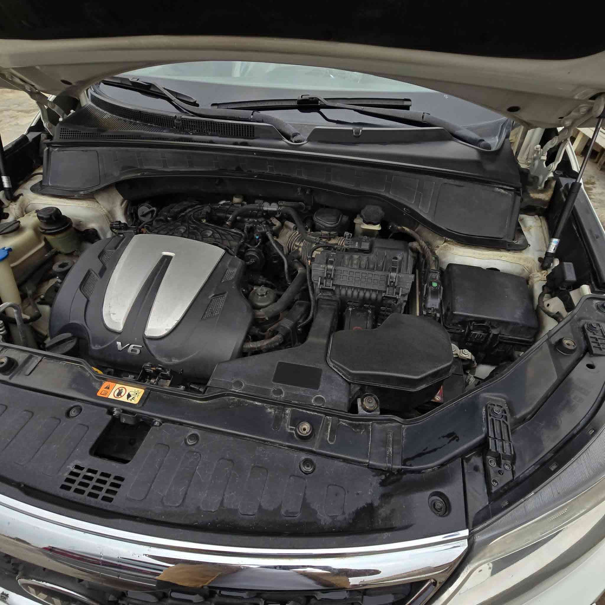 السلام عليكم
للبيع سورنتو ٢٠١٥
مكفوله سته ستندر
بانو رامه رقم دولي بسمي هزه جديده 
ماشيه ٨٧ جديده اسياره مكان اسياره بصره
***********
