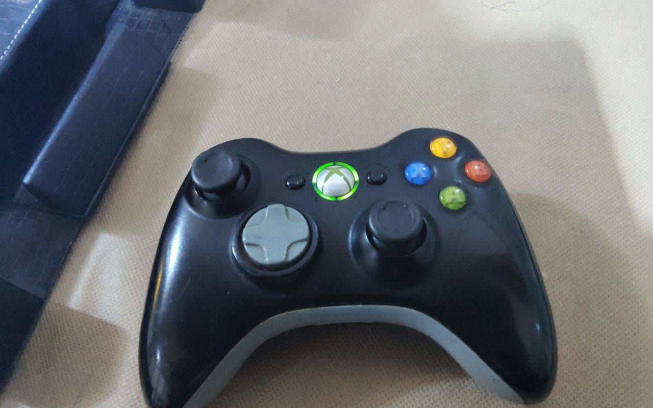 السلام عليكم جوستكين اكس بوكس 360
واحد اللوافه عاطله و تصلح و الثاني بيه جم دكمه طامسه
وياهن بطاريه 

سعرهن ثنينهن 25الف


**إذا كنت صاحب هذا الإعلان وتريد حذفه لأي سبب، رجاءا أرسل رسالة إلى الدعم الفني**