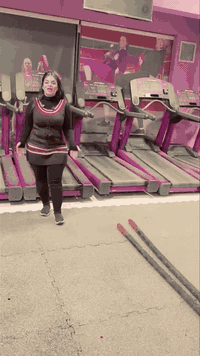 ناسبة عطلة نص السنة Queen Gym يقدّم عروضه غير 💥 ✨ الاشتراك الشهري 35 أ...