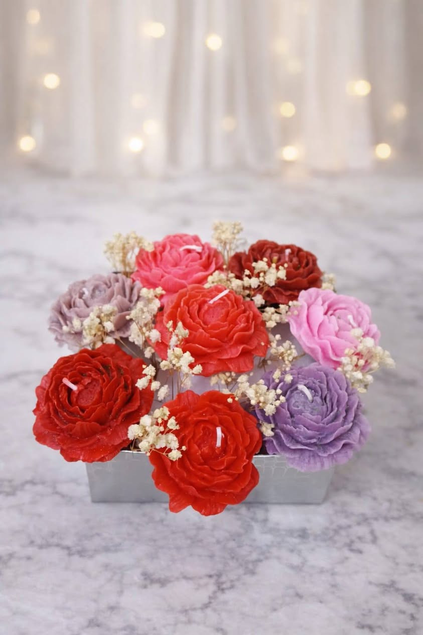 سلام عليكم. شباب. بوكيات شمع لبيع 
والعمل حسب الطلب. 
لعمل للاعياد الميلاد والحفلات و للتخرج 
للاستفسار. الاتصال ***********
