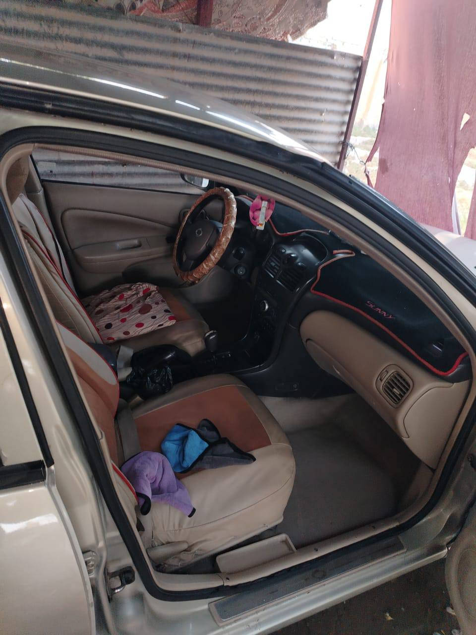 السلام عليكم 
سياره نيسان سني كوري مويل 2007  رقم بابل باسمي مصبوغه صبغ عام اثر جرد ضرر الجاملغ الامامي فقط من جهه الايمين  السعر  75 وبيهه مجال قليل  مكلف بالنشر رقم 📱 صاحب السيارة ***********
