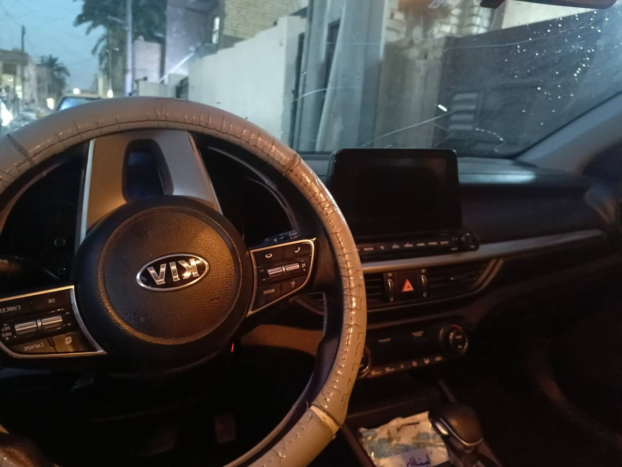 السلام عليكم فورتي 19 كير AT حادثه جاملغ وباب جه السائق السياره حلوه وخير من الله السعر125وبيه طخه خفيفه بالعاميه الخلفيه خفيفه جدأ


**إذا كنت صاحب هذا الإعلان وتريد حذفه لأي سبب، رجاءا أرسل رسالة إلى الدعم الفني**