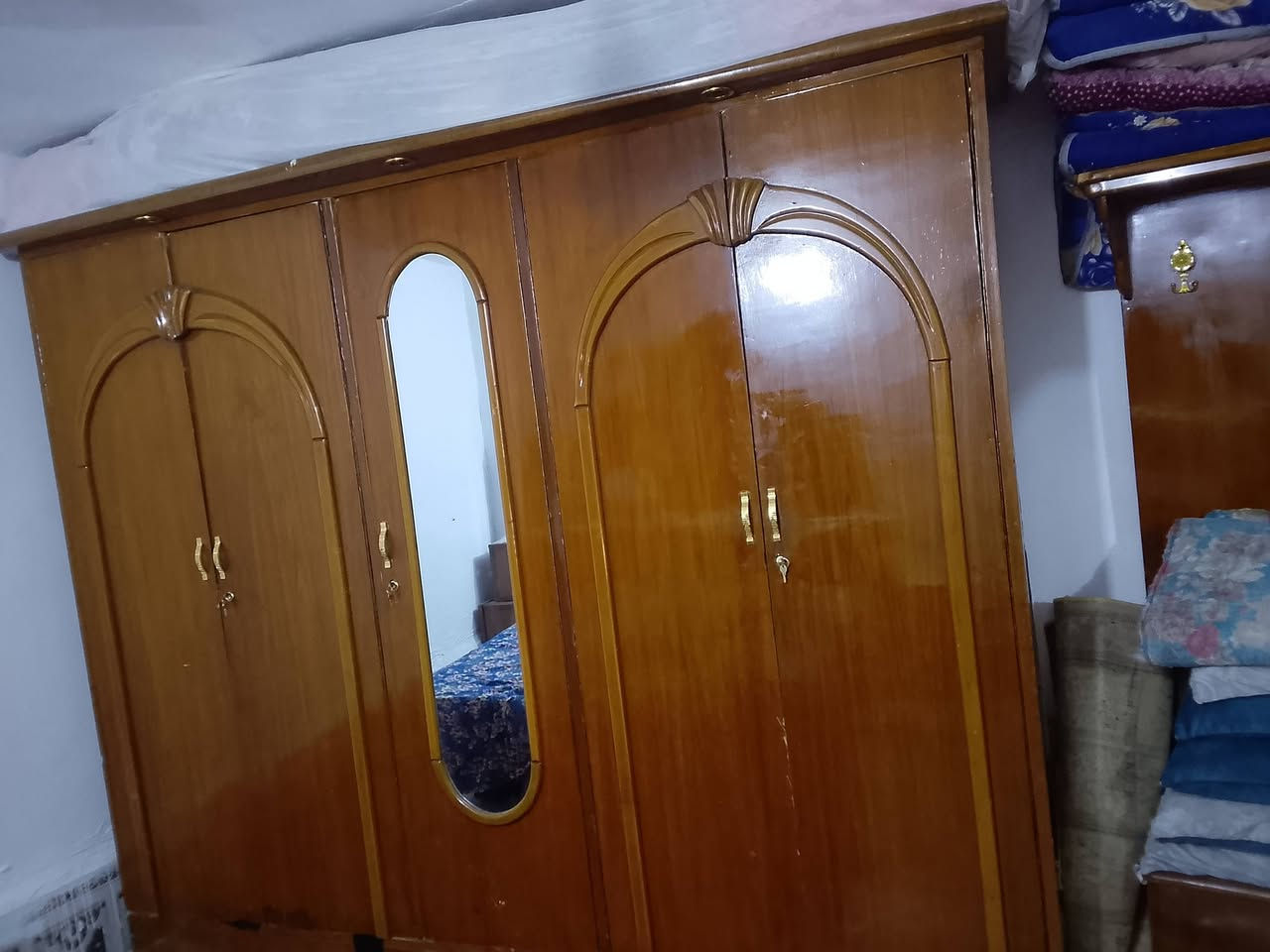 سلام عليكم غرفه نوم سعرها 400 بيها مجال عراقيه اصليه تكمه‏‪***********‬‏
