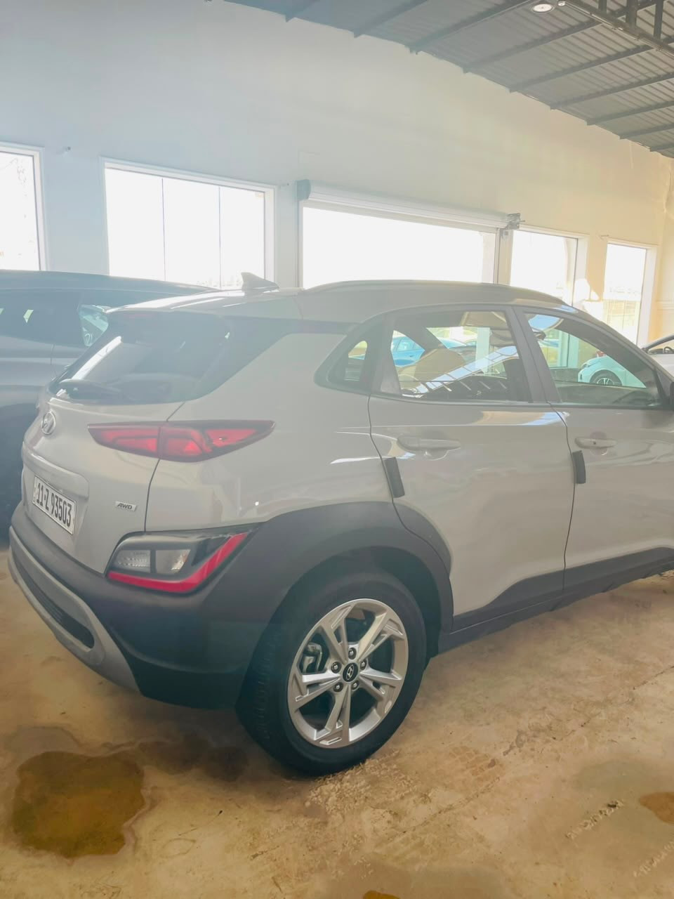 هيونداي كونا 2023 وارد أمريكي للبيع

* الموديل: 2023
* النوع: هيونداي كونا (Hyundai Kona)
* المحرك: 2.0 لتر (2000 دوش)
* ناقل الحركة: أوتوماتيك CVT
* الوقود: بنزين
* الدفع: أمامي
* اللون: (اسمنتي)
* الممشى: (29000)
* المواصفات: شاشة، كاميرا خلفية، حساسات، تشغيل بصمة، مثبت سرعة، Apple CarPlay و Android Auto دفع رباعي كشنات تدفاء تبريد 
* السيارة بحالة جيدة وجاهزة للاستخدام.

للاستفسار الاتصال على: (رقم الهاتف ***********)
السعر المطلوب: (140)
