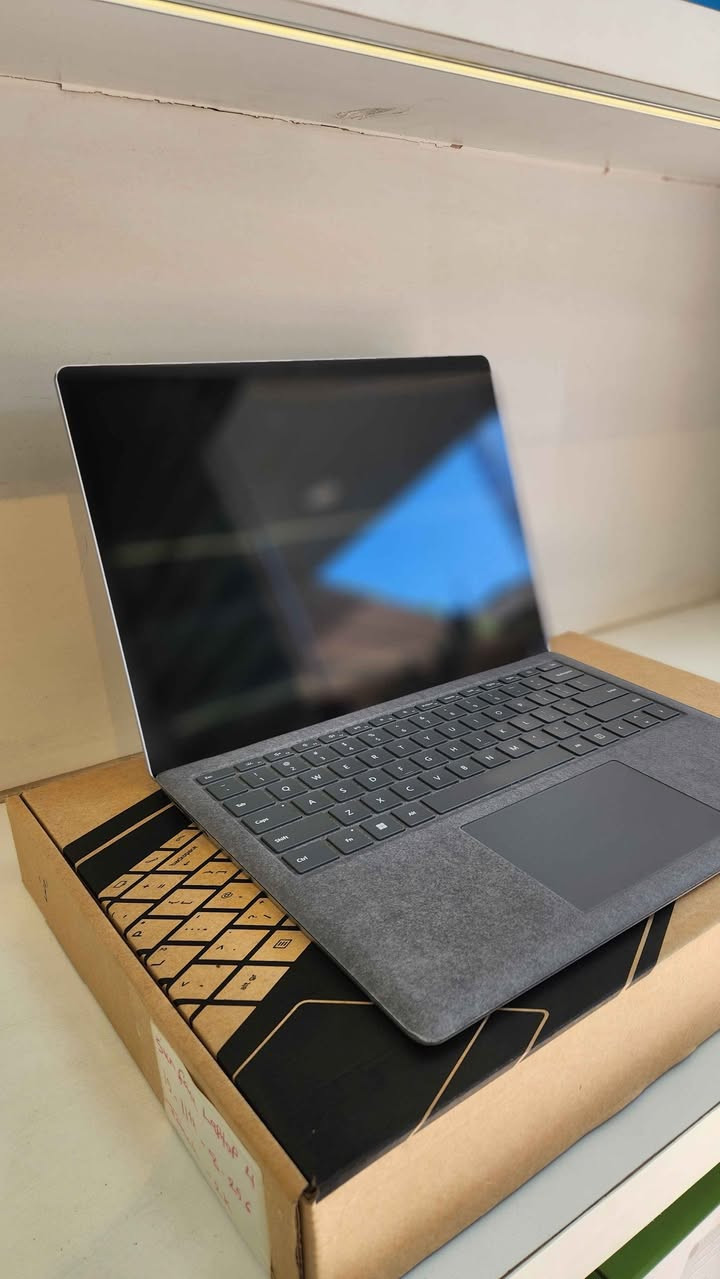 Surface laptop 4 
Core i5 gen 11 
Ram 16 GB 
Ssd 256 GB 
Touchscreen 
Resolution 2K

شتێکی زۆر پاک و خاوێن وەک لۆک وایە
بۆ کاری ڕۆژانە و کاری ئۆفیس و کۆمپانیا 
وە بۆ کاری قوتابی و مامۆستا
گەیاندنیش هەیە 🚕 

استخدام نظيف للغاية لأغراض العمل والإدارة اليومية ومشاهدة الأفلام
و توصيل موجود 🚕 أربيل, العراق


**إذا كنت صاحب هذا الإعلان وتريد حذفه لأي سبب، رجاءا أرسل رسالة إلى الدعم الفني**