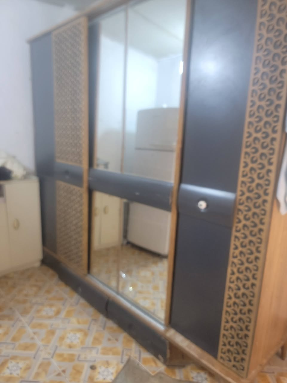 غرفة للبيع 60 الف بغداد جكوك ***********
