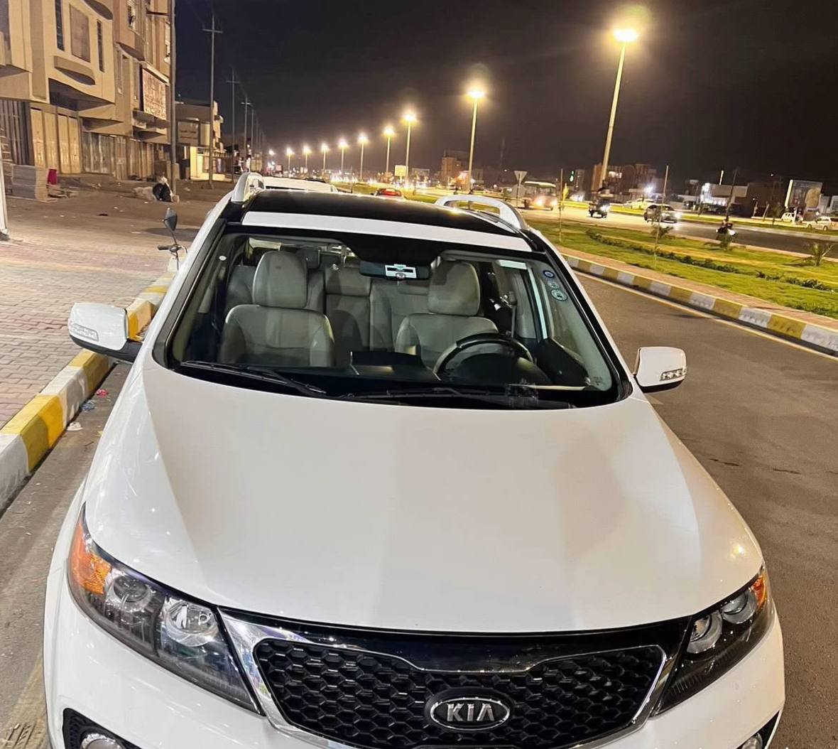 للبيع.....    كيا سورينتو موديل 13فول موصفات رقم اربيل سنويه ساقطه محرك 6v السياره بدون ضرر بدون صبغ بدون معجون بيها ٣اشخوط صغيره الشراي يتصل ***********
