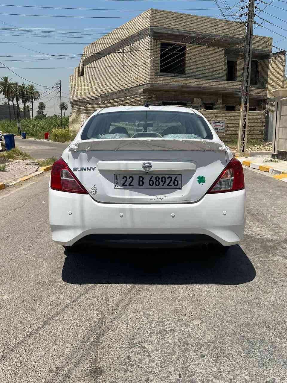 نيسان سني هندي 
موديل 2021
كفاله عامه 
ماشيه 114 الف 

تبريد بيانو 
شاشه 
قطعتين تبريد 
كامره خلفيه 

بيها ملاحظات بوارد خفيفه 

للاستفسار و الاتصال 
***********
