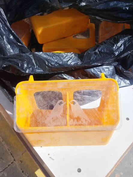 سلام عليكم متوفر شرط جديد جان عدي شغل وزادن معالف درجه اولى وبي ارسي
معالف عدد 16 سعر القطعه ألفين 2000
بي ارسي عدد 8 سعر القطعه خمستالاف 5000
بغداد مدينه الصدر تقاطع السفاره 
***********
