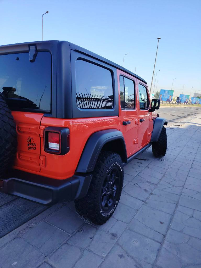 السلام عليكم حبايب

جيب رانكلر 2023

لووون مميز

محرك 2000 توربو انطلاقه وتعجيل فوووول

هايبرد، الكترك، بانزين، بلك ان

السياره جديده كلش ماشيه 16 الف فقط ودخول جديد على ايدي رقم بغداد دولي وبسمي

حادثها جدا بسيط والصور بالمنشور

 بنيد مبدل  باب الصدر صبغ وقليل بنهاية الجاملغات الاماميه إثر كردحه

ايرباك الستيرن طاك ومرجع سستم
السعر 299 بيع او مراوس حسب القناعه
مكاني بغداد حي الجامعه ت*********** بغداد, العراق
