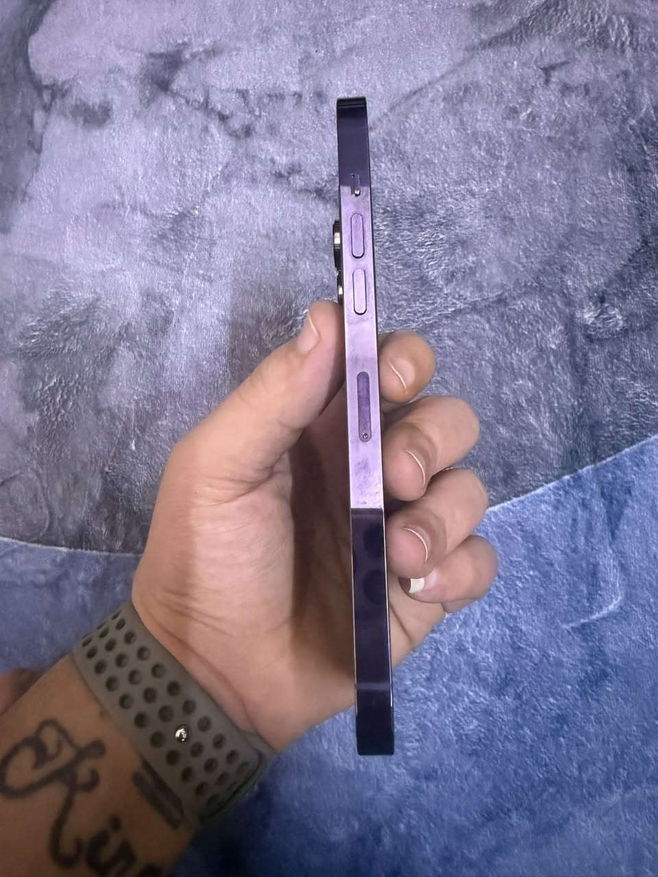 14 برو ماكس LLA دبل سيم كارت بطاريه 93 نضافه ألف بالميه وتر بروڤ الجهاز مكفووول السعر 800 
مكاني بغداد زيونه 
***********
