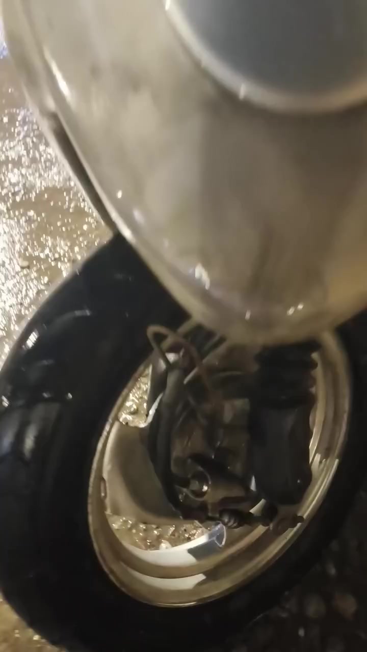 سلام عليكم ٩ملاح كلشي شغال ما عدا لشاير سعرة لدراجة ٤٠٠الف دراجة ما مفتوحة خدمية لشراييدخل خاص ويدلل


**إذا كنت صاحب هذا الإعلان وتريد حذفه لأي سبب، رجاءا أرسل رسالة إلى الدعم الفني**