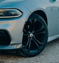 جنط جي تي • جنط 18 • أبيض