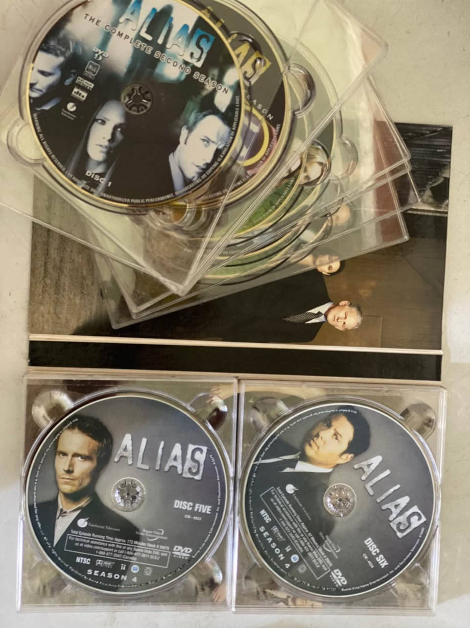 مجموعة مسلسلات اجنبية مشهورة

١- اقراصDVDمكونة من ١٥ قرص  موسم كامل من مسلسل Alias الشهير

٢-مسلسل Buffy الشهير مصاصي الدماء مكون من ٦ اقراص DVD غير مستخدم مسلفن 

للتواصل على *********** واتساب بغداد 

يوجد توصيل بغداد, العراق
