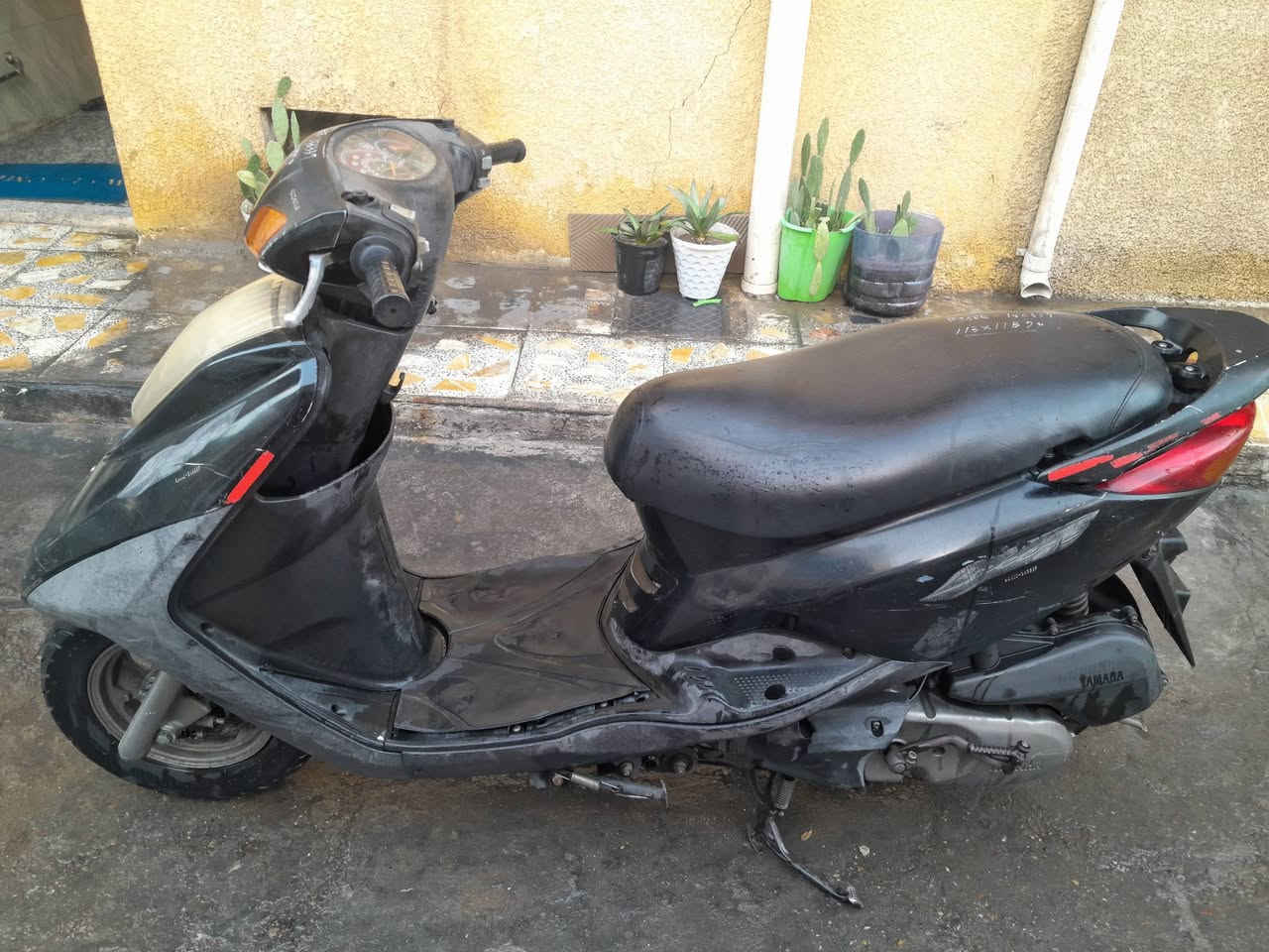 سلام عليكم دراجه البيع مكفول كفاله عامه برخي ما مفتوح بيها جديده مال رمبه مختم ختم واحد مكان الرحمانيه الجعيفر هذه رقم *********** أريده 900 موجود على وساب
