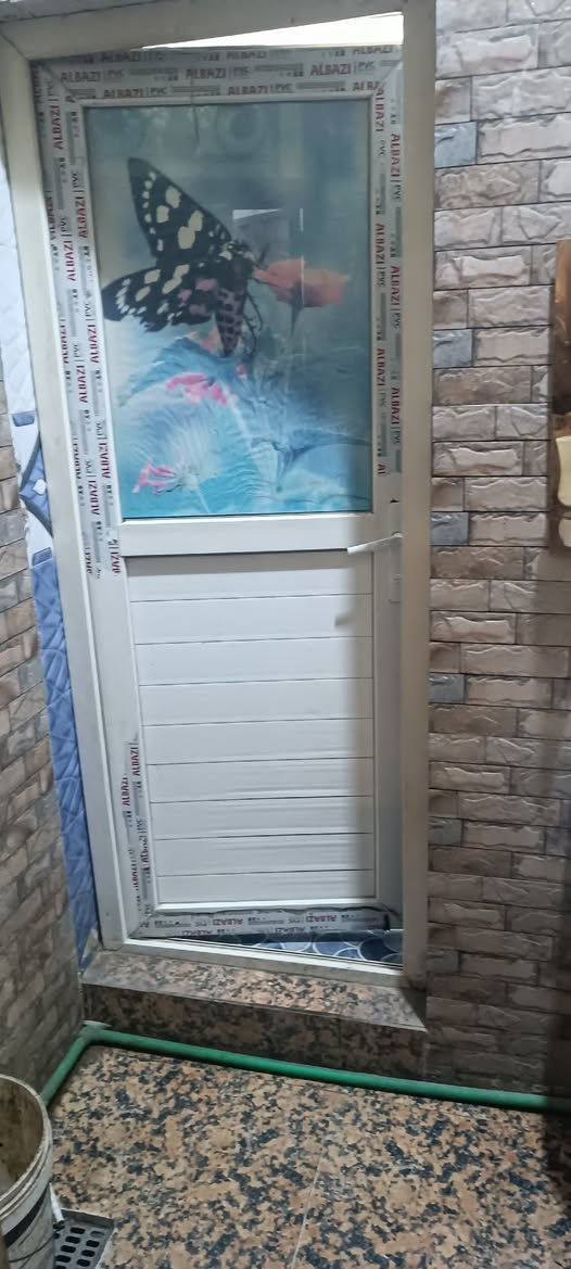 السلام عليكم 
معروض للايجار نصف دار امامي نظيف في منطقة سومر قرب مالك للتبريد 
يحتوي على 
استقبال وصاله وغرفه ومطبخ وصحيات داخلية وخارجية 
للاستفسار الاتصال واتساب ***********
مكتب المدار الذهبي للعقار
