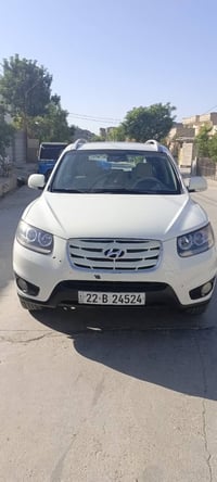 سنتافي للبيع 2011 خليجي محرك 2400 دوش السيارة مدعومة مثل ماموضح بالصور...