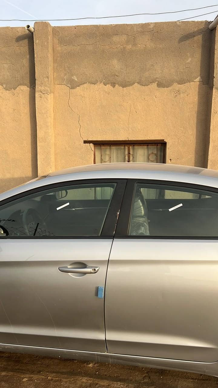 السلام عليكم
النترا موديل 20 وارد امريكي 

بعد سبع اشهروتصير حره 

خاليه من تبديل  مكفوله من ضربه القويه شواصي والغود  خاليه من العيب الشرعي 

سياره جديده جاهزه 

عنوان ناصريه مركز 

رجا الي ميشتري لا يراسل 

رقم التواصل 

***********

سعر 118 وبيها مجال (بسيط) 

ملاحظه اذا اكو مراوس بستاركس فقط 

#مكلف بنشر
