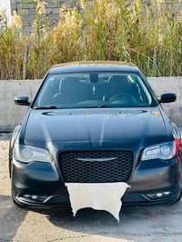 البيع اوبامه 300 كفاله تقرير لون اسود مديل 2022 اصل ماشيه 74الف  رقم ب...