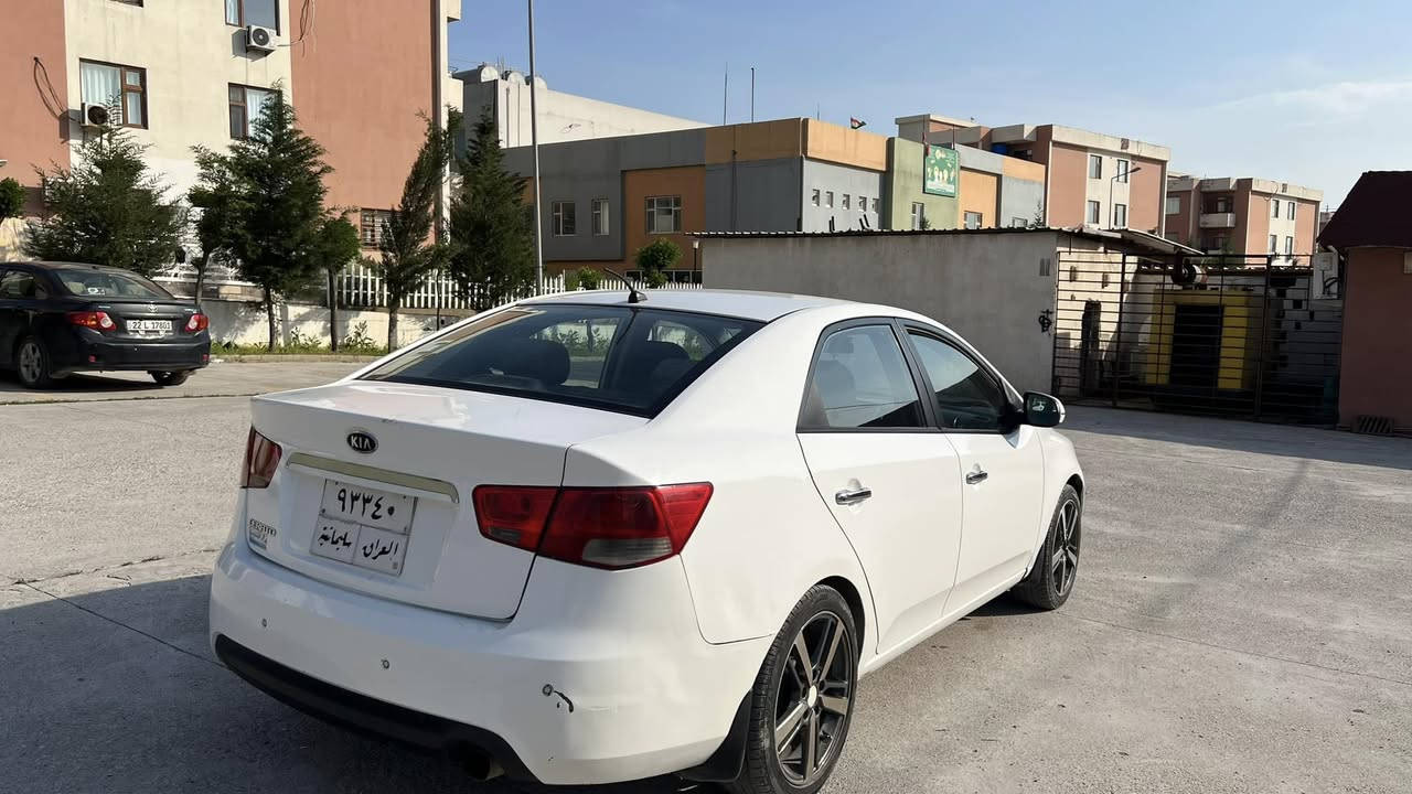 من رخصة الادمن ♥️

كيا سيراتو موديل ٢٠١١ بدون صبغ بس بي بارد السياره رقم سليمانيه گير و محرك ممفتوح مكفوله  و السياره جاهزه من كافة النواحي مكان السياره سليمانيه و السعر 95  و مجال  ***********
