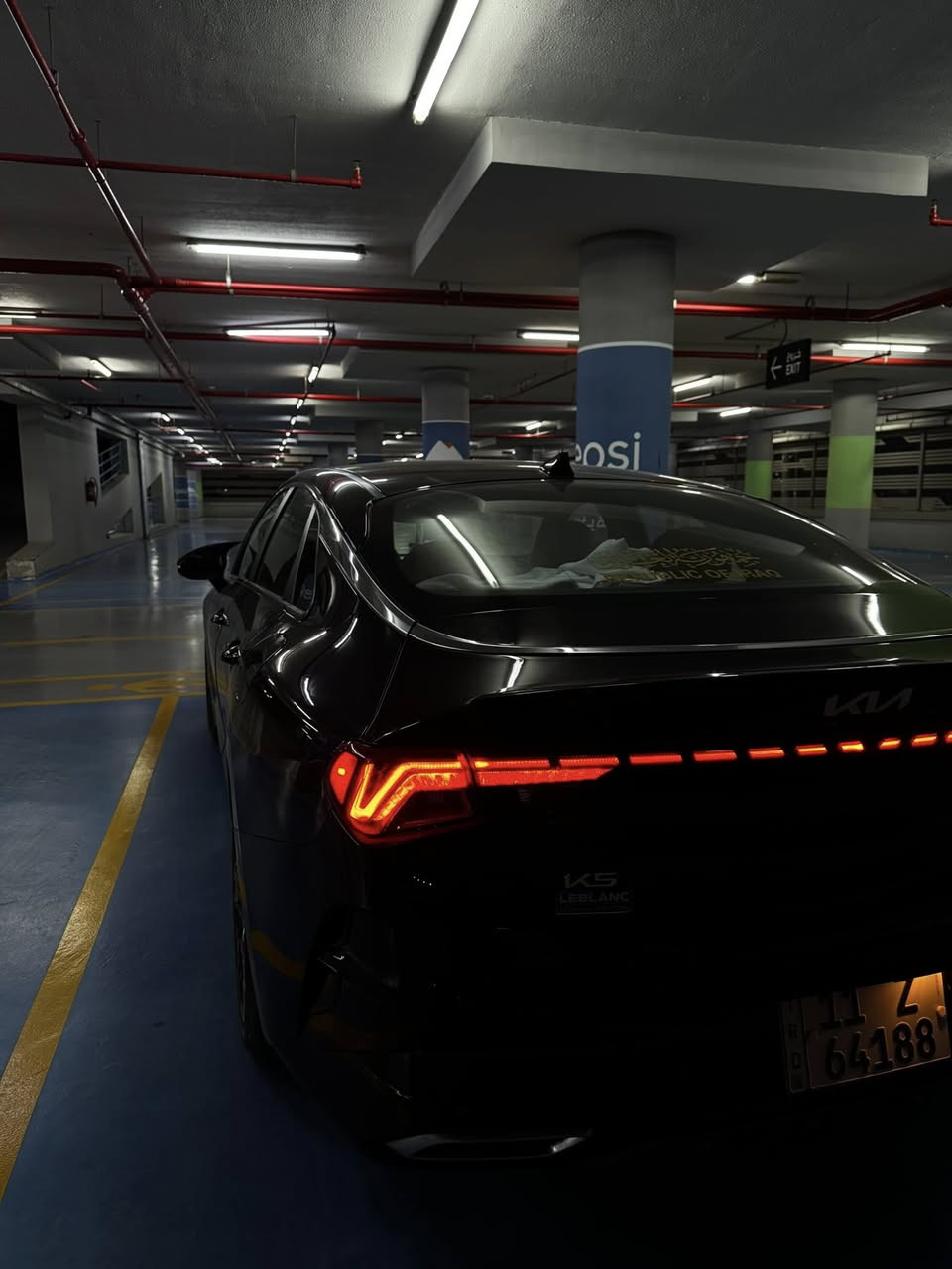 السلام عليكم k5 
2023 Gt line 
فول ماعده البانوراما
داخل احمر شاشه جبيره ستيرن d كشن كهرباء رادارات كلشي فول بيها ويل gt line 
السياره ماشيه ٣٥m 
حادث السياره تخريب طلقات من امريكا طلقتين بلجاملغ الخلفي منافذات ولا طلقه نافذه للداخل معمر علكدها 
وطلقه بلصندوق هم منافذه وصبغ علكدها يعني حالها حال تكحيل 
ووحده بلباب فقط السياره باقي اجزاءها كفاله عامه بلاديه سونارها موجود مال مندلاوي مكان السياره بغداد السعر خاص  
وهذا رقم الشاصي  مرفق بلصور 
المكان بغداد 
***********
