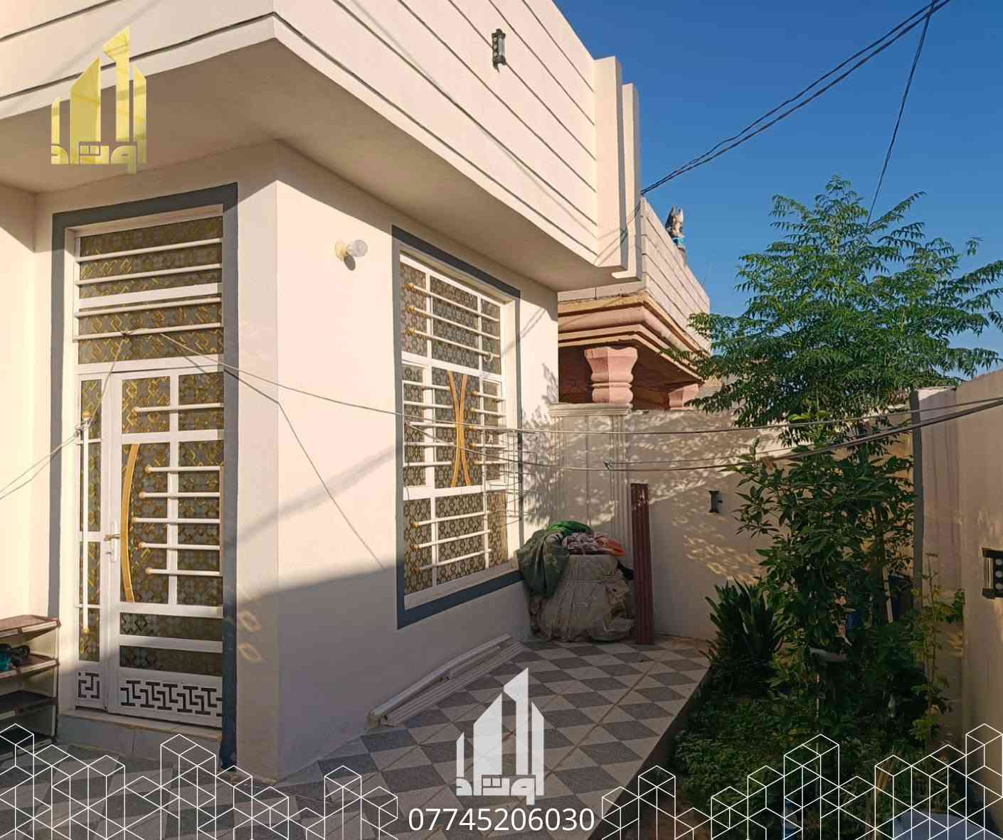 🏡 دار سكني للبيع – بابل / النيل / حي موسى الكاظم
فرصة مميزة للسكن العائلي في موقع هادئ ومخدوم، قريب من مركز مدينة الحلة، ويبعد حوالي 10 دقائق فقط عن المركز، كما يبعد 150 متر عن شارع النيل الرئيسي.
🔹 مساحة الدار: 200 م² 🔹 الواجهة: 10 م 🔹 النزال: 20 م 🔹 السند: 25 تحويل مباشر
✨ مواصفات الدار: ▪️ بناء حديث ▪️ غرفتا نوم (5×4 م) ▪️ هول واسع (9×4 م) ▪️ استقبال (7×4 م) ▪️ مطبخ (5×4 م) ▪️ حديقة ▪️ كراج سيارات ▪️ ممرات بعرض 1.5 م
✅ جميع الخدمات متوفرة: 💧 ماء ⚡ كهرباء 🛣️ شوارع مبلطة 
💰 السعر: 70 مليون دينار عراقي
دار مناسب للعائلة، بموقع مميز وقريب من الأسواق والخدمات الرئيسية.
📞 للاستفسار وتحديد موعد للمعاينة يرجى التواصل معنا عبر 
الرقم : ***********
