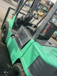 رافعه للبيع مسيبوشي 2 طن اوتامتيك جب عالي جاهزه للعمل كل نقص مابيه  تخ...