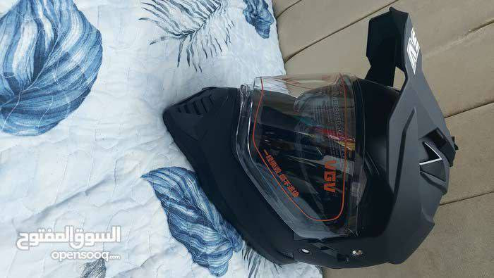 خوذة اصليه ماركه VGV
اخوان الخوذه دتنباع ب 85 وفوك اني ابيعها ب 70 
ماخذه علامه DOT  للسلامه العالميه خوذه كلش حلوة باللبس + بيها نضاره شمسيه داخليه /بغداد الجديده مشتل


**إذا كنت صاحب هذا الإعلان وتريد حذفه لأي سبب، رجاءا أرسل رسالة إلى الدعم الفني**