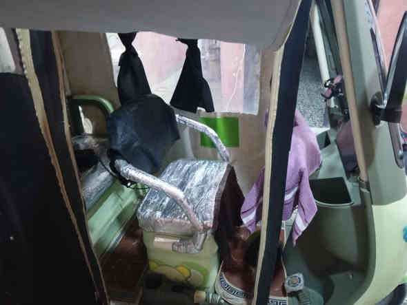 السلام عليكم. تكتك شحن لبيع نضيفه اخت الجديده سرعه45   تمشيك 40 كم مكان بغداد حي النصر السعر مليونين بيه مجال ***********
