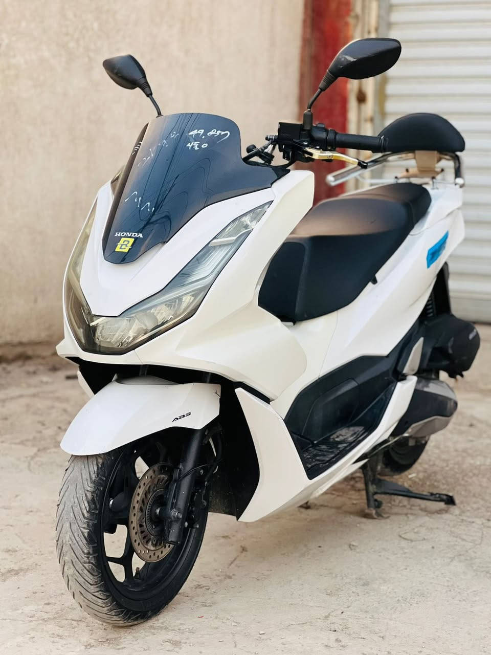 السلام عليكم
جيل رابع  2022  PCX

وارد كوري

كفاله عامة

اللون ابيض  صدفي  شذرة

حساس ازدحام

سبايدر اصلي

زوج تايرات مشلن اصلي

المكان بغداد المعامل   حي النصر

للاستفسار ***********  متواجد واتساب
