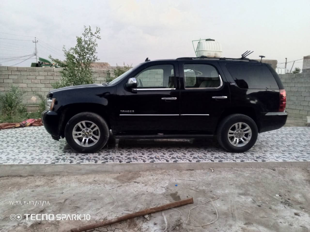 تاهو امريكي موديل 2007اصل رقم بصره بسمنه تحويل ثاني يوم سياره جاهزه كير مكينه حداديه تخم تاير تبريد  كله جديد سياره مصبوغه حزام اثر جراد بدون ضربه وتبديل  سياره جاهزه بيه فقط *********** السعر 170 العنوان الشطره
