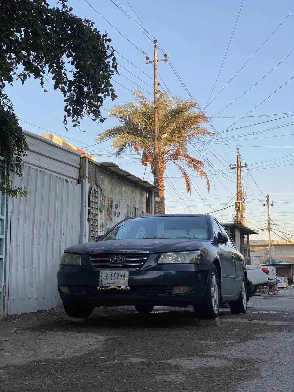 السلام عليكم سوناتا 2006وارد امريكي ضربتها جاملغ ايمن بامريكا وبيها طخه خفيفه بنفس الجاملغ محرك سته سلندر3.3 سياره مجورده يرادلها صبغ نضيفه سياره الله شاهد مال بيت بسمي سياره تحويل ثاني يوم رقم بغداد الالماني مكان السياره بغداد البياع السعر 78وبيها مجال للطيبين الرقم بي واتساب 0782 117 3524هذا كورك والاسيا 0771 735 8289
