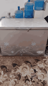 *********** البياع دوانم ٢٠٠ قفل  على الفحص
